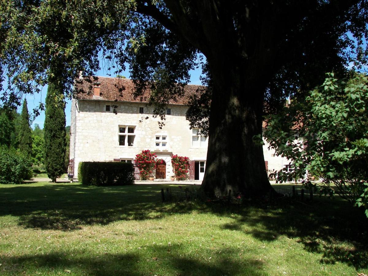 Bed and Breakfast Domaine Du Noble Saint-Jean-de-Thurac Екстер'єр фото